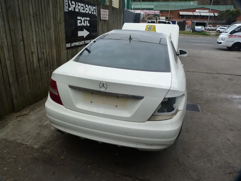 2012 Mercedes-Benz C-Class 2718 view 5