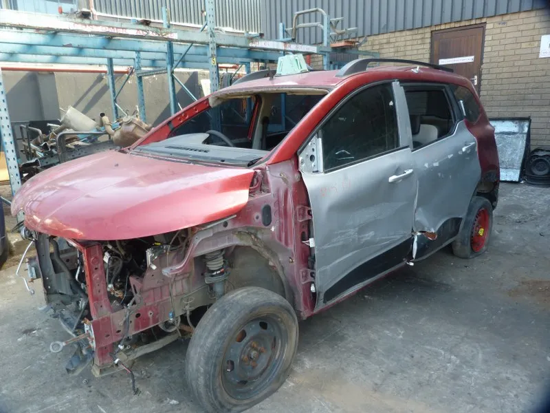 2023 Renault Triber  view 4