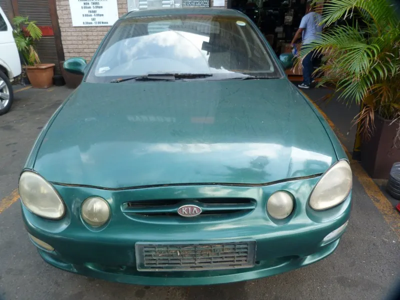 2000 Kia Shuma  view 2