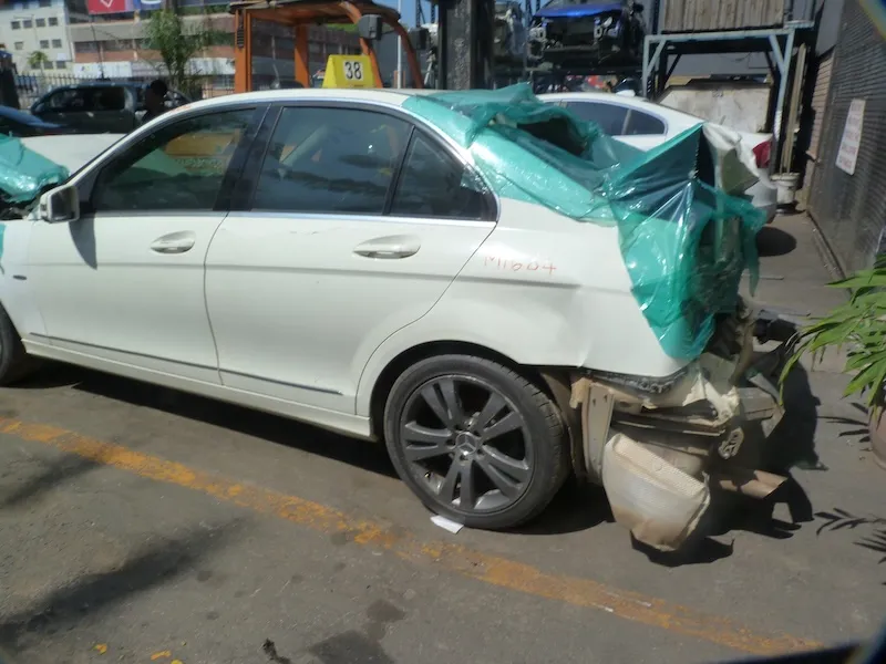 2009 Mercedes-Benz C-Class  view 5