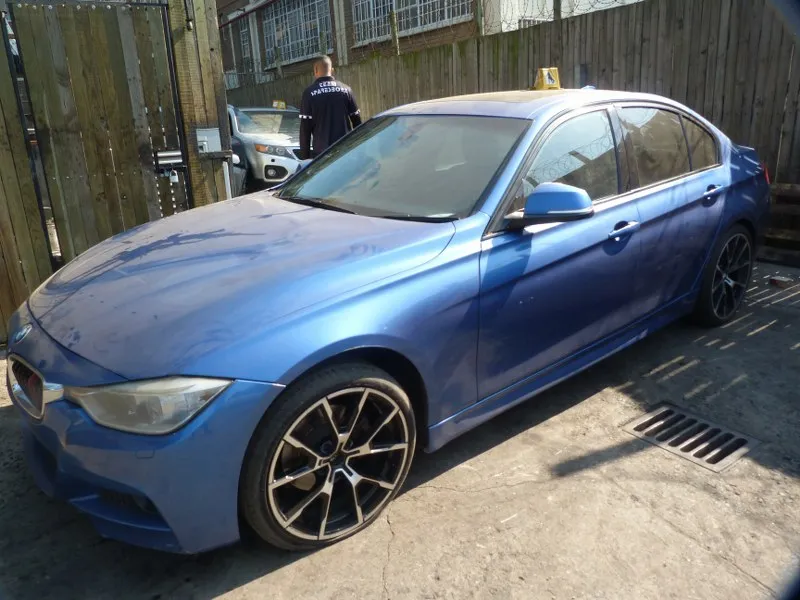 2013 BMW 3 Series N47N view 5
