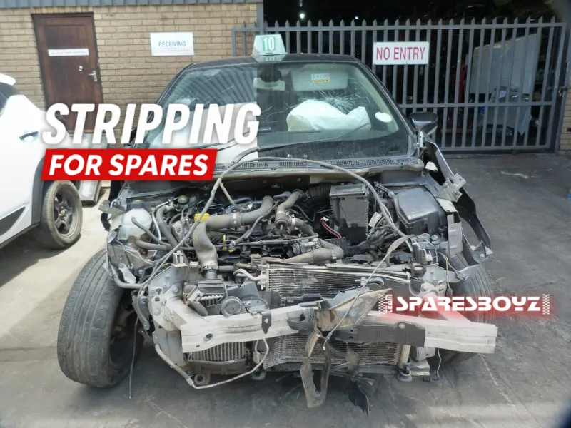 2012 Renault Captur H5F view 2