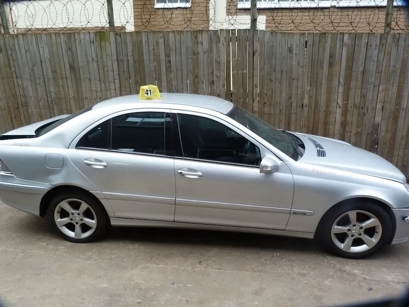 2006 Mercedes-Benz C-Class  view 4