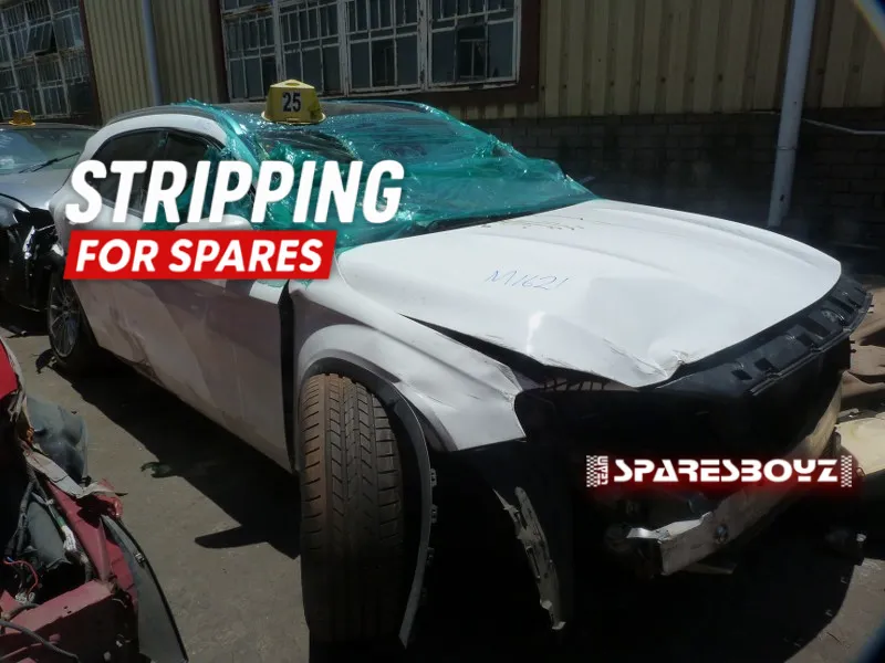 2019 Mercedes-Benz GLA 270910 view 3