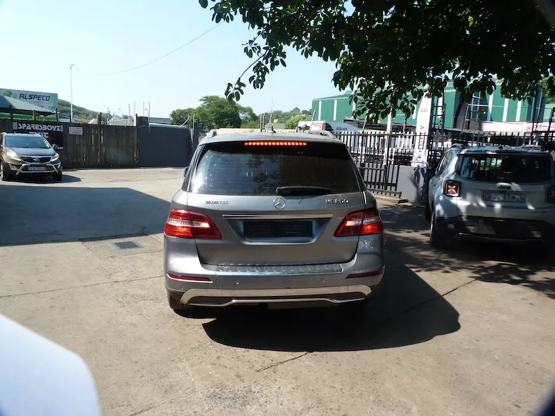 2012 Mercedes-Benz ML  view 3