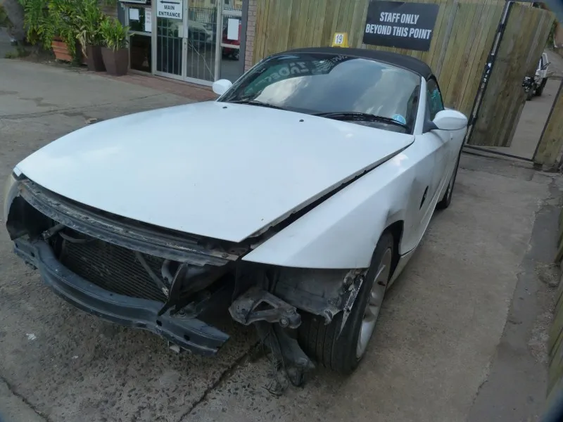 2006 BMW Z4 M54 view 3