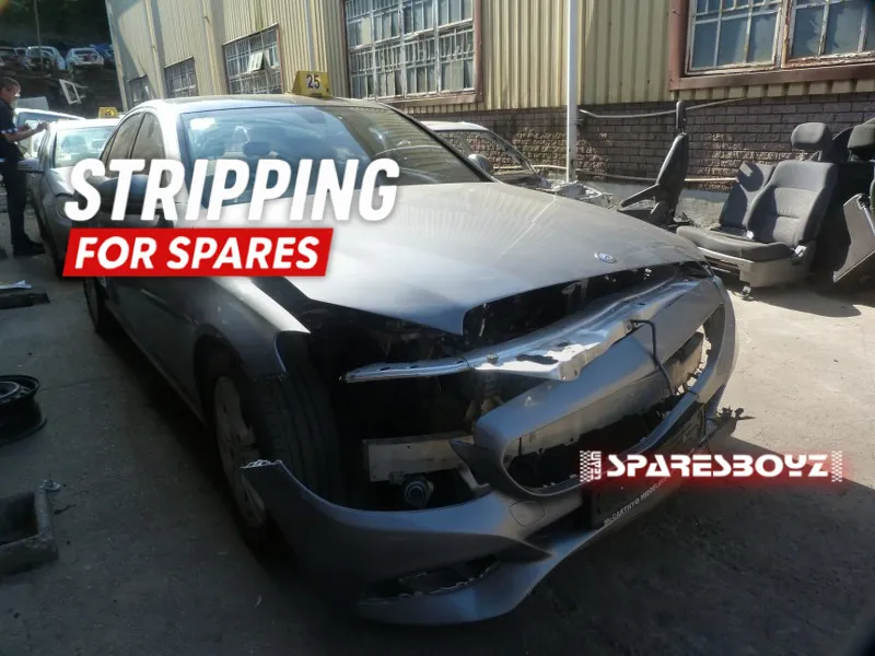 2016 Mercedes-Benz C-Class 274910 Stripping For Spares