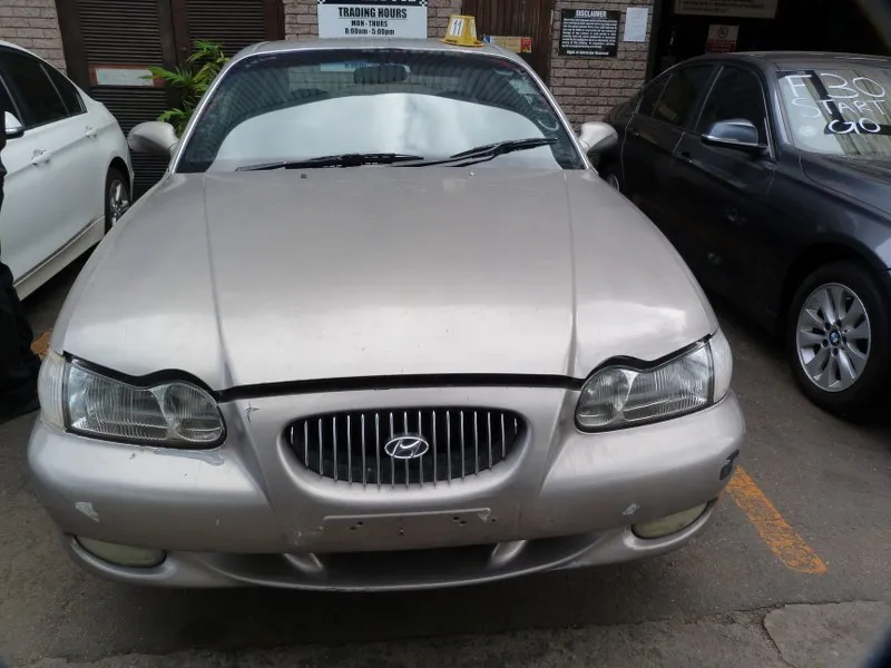 1998 Hyundai Sonata G4CP view 2