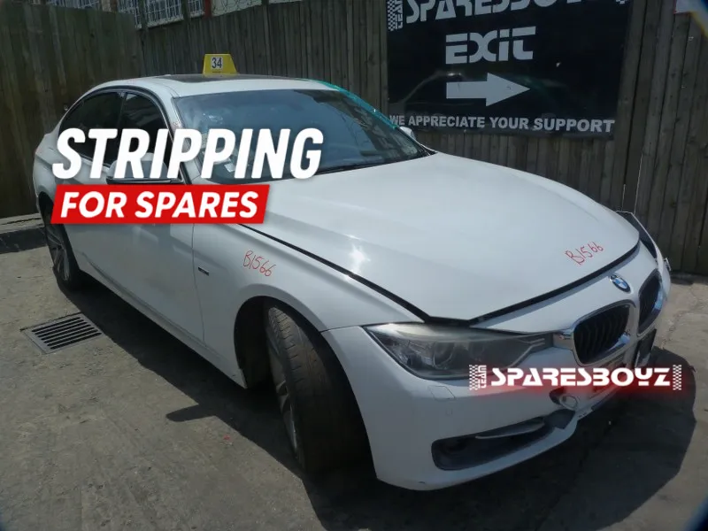 2013 BMW 3 Series N20 view 3