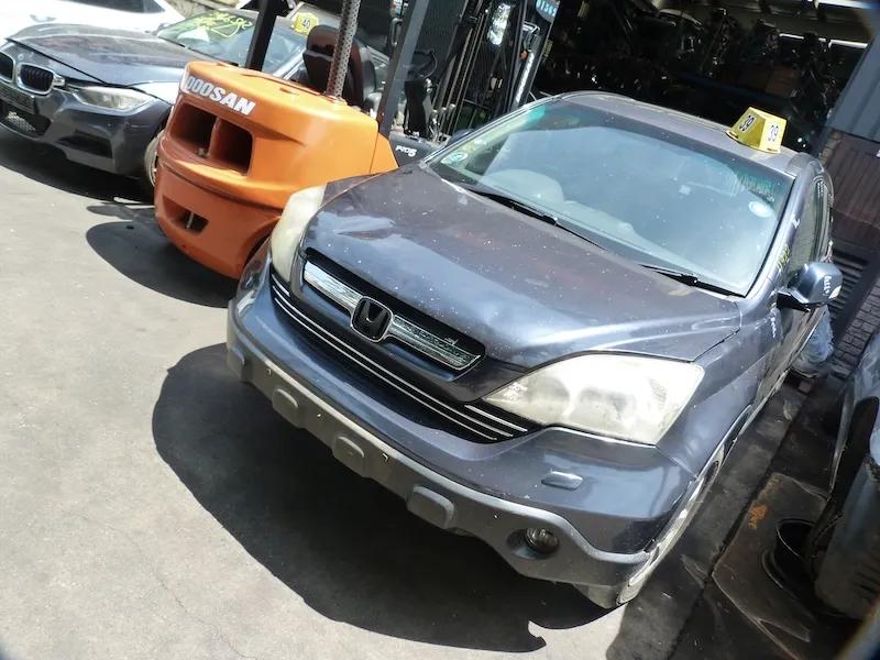 2009 Honda CR-V K24Z4 view 4