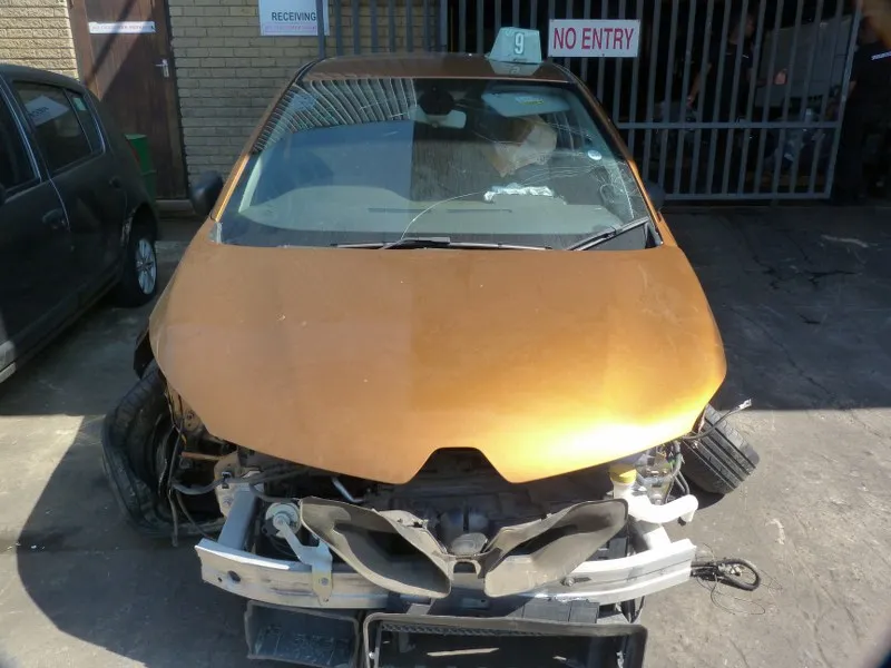 2019 Renault Captur H4B view 2