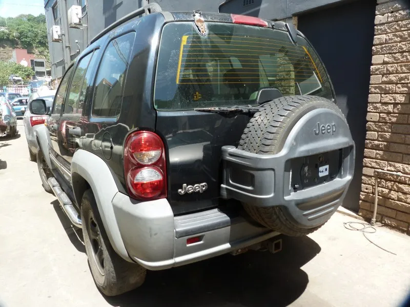 2007 Jeep Cherokee  view 6