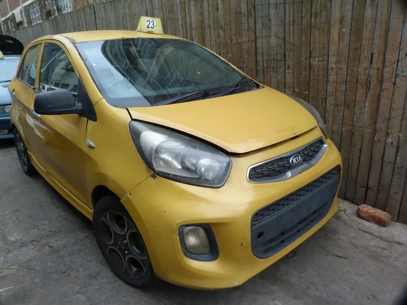2015 Kia Picanto G4LA view 4