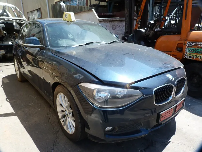 2013 BMW 1 Series N13 view 4