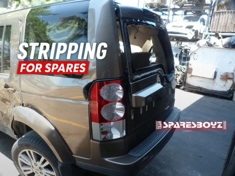 2012 Land Rover Discovery 4  view 5