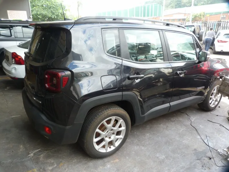 2019 Jeep Renegade thumbnail 4