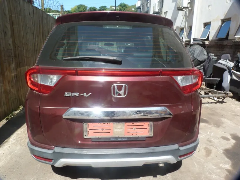 2018 Honda BR-V L15Z1 view 5