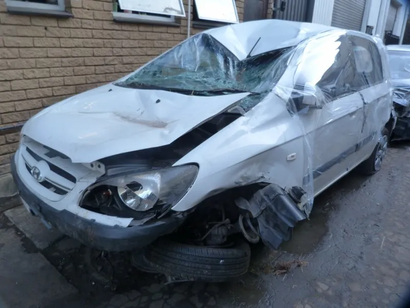 2007 Hyundai Getz G4EE view 3