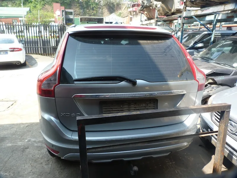 2013 Volvo XC60 D5244T view 5