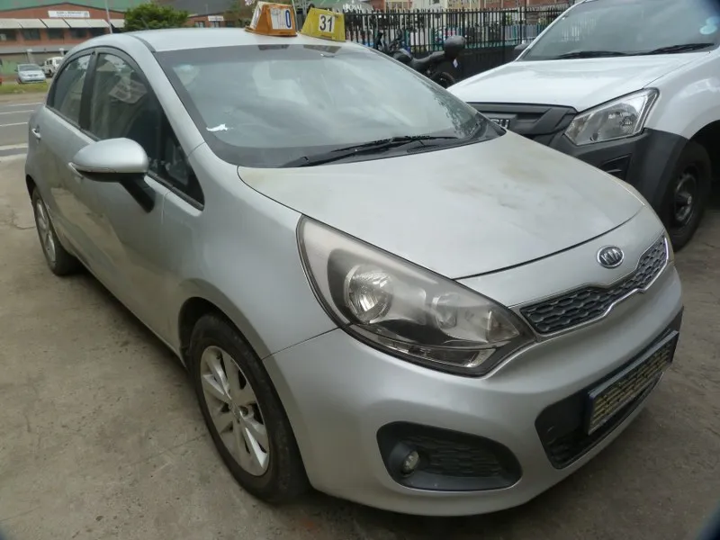 2012 Kia Rio view 5