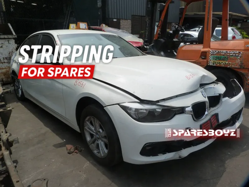 2016 BMW 3 Series view 2