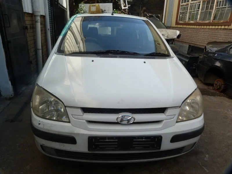 2006 Hyundai Getz G4EA view 2