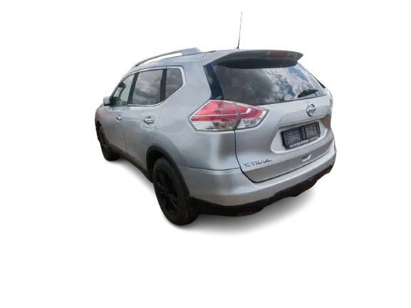 2017 Nissan X-Trail QR25 view 4