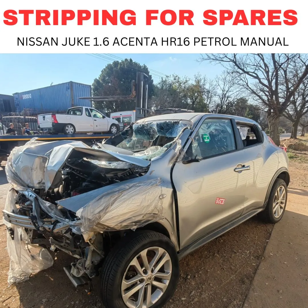 2012 Nissan Juke HR16 view 2