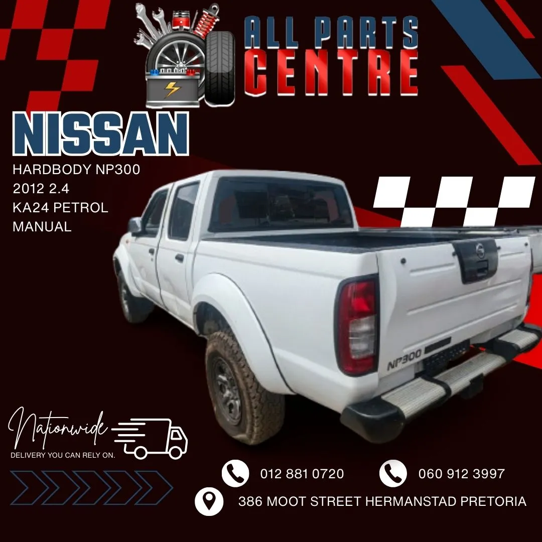 2012 Nissan NP300 KA24 view 5