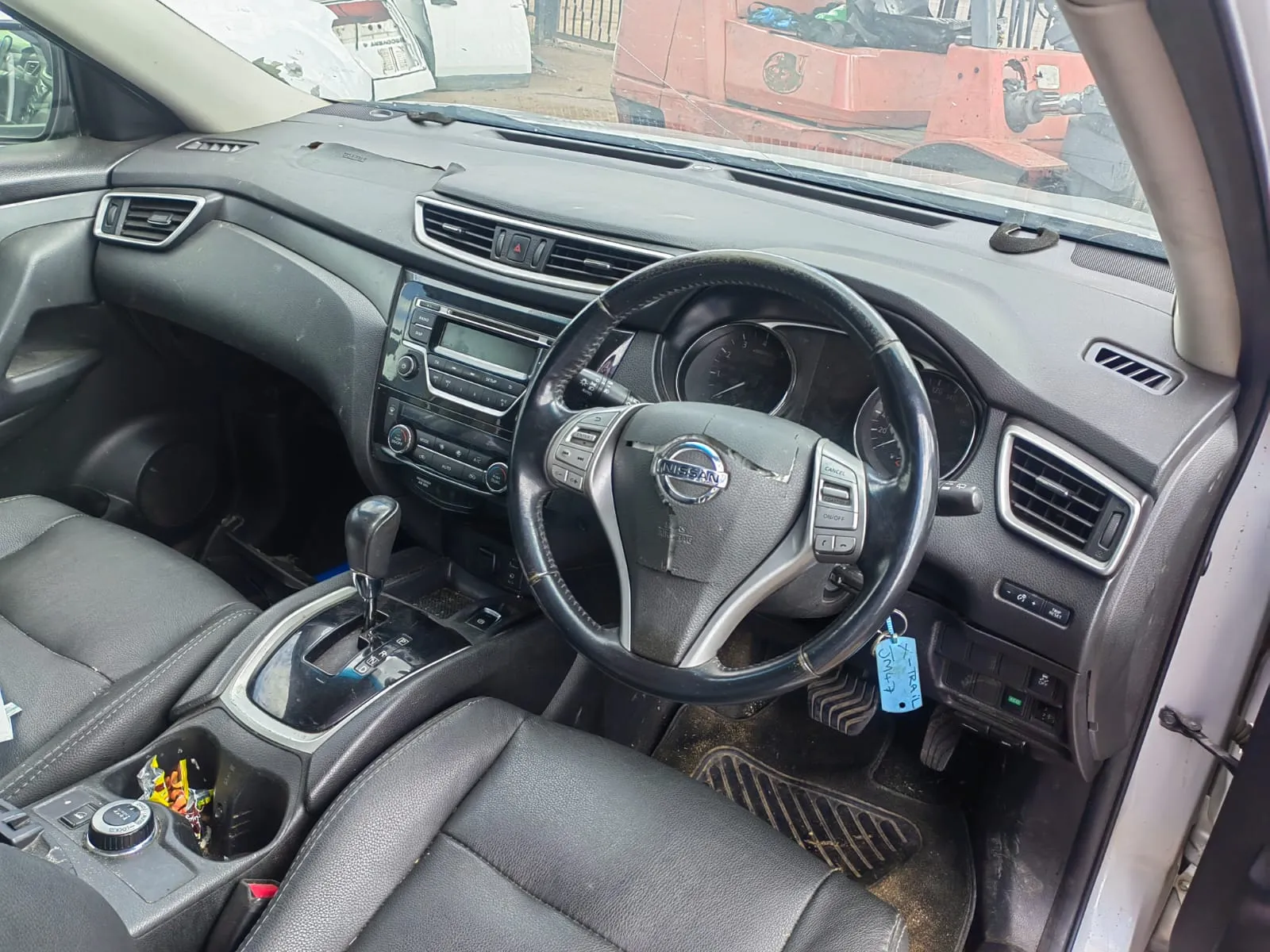 2017 Nissan X-Trail QR25 view 5