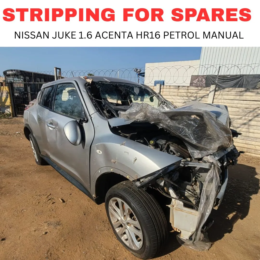 2012 Nissan Juke HR16 view 3