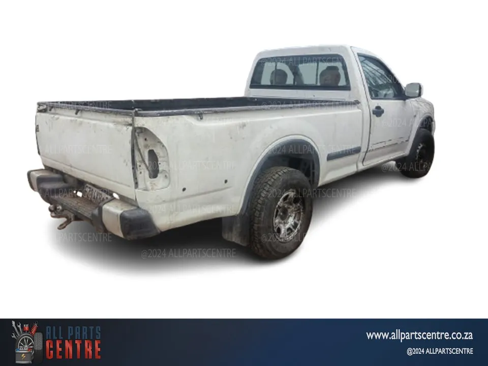 2005 Isuzu KB 4JH1 view 3