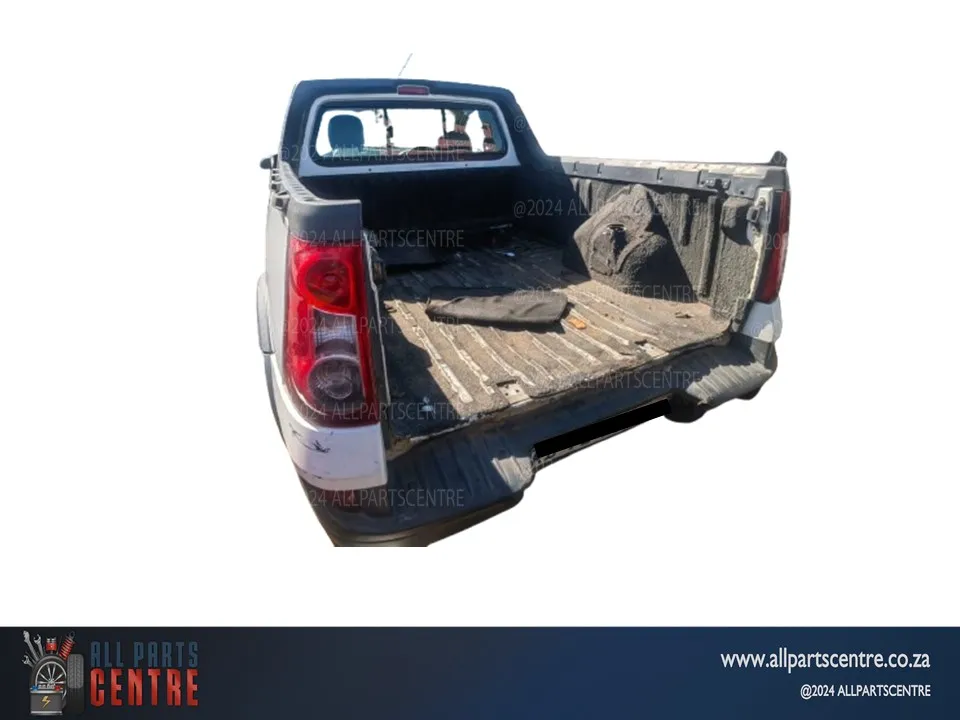 2011 Nissan NP200 K4MA view 4