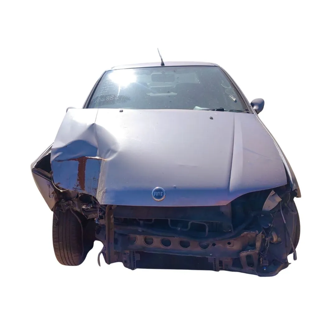 2002 Fiat Siena 1.6 view 3