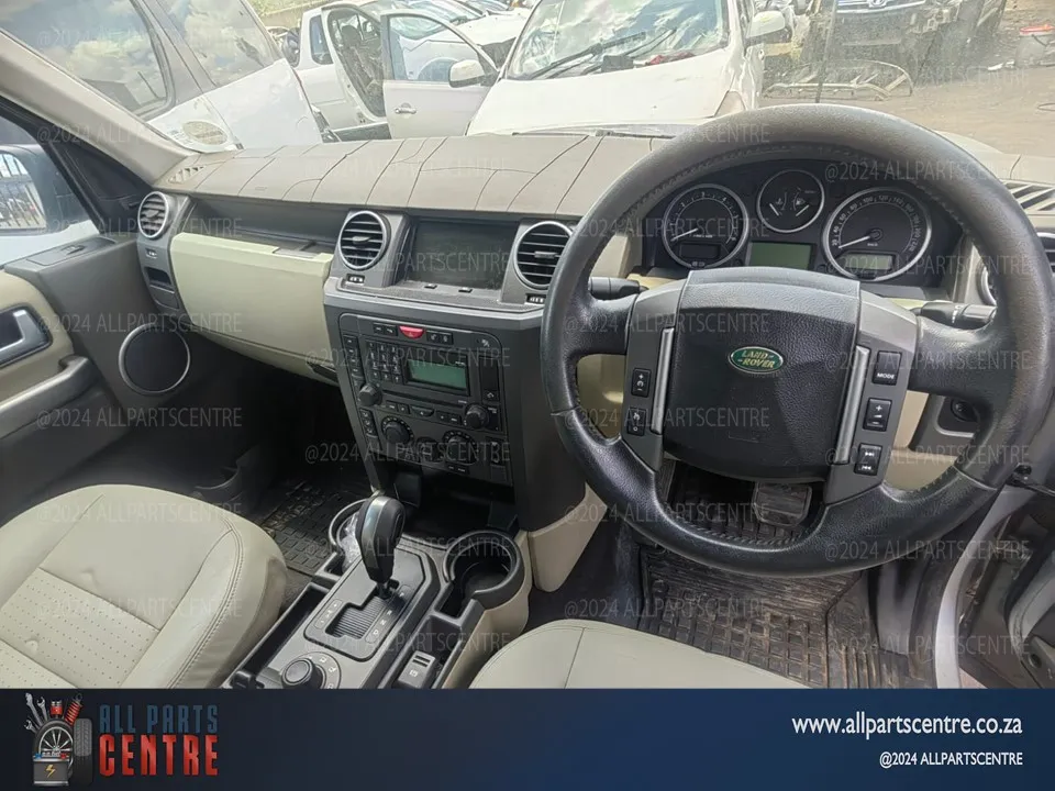 2006 Land Rover Discovery 3 76DT view 6