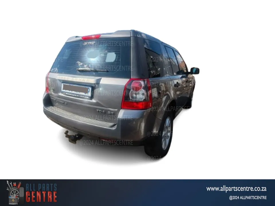 2010 Land Rover Freelander 224DT view 4