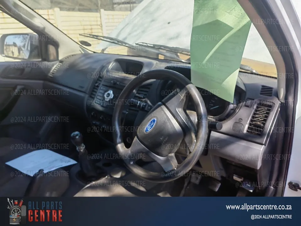 2015 Ford Ranger 2.2 view 4