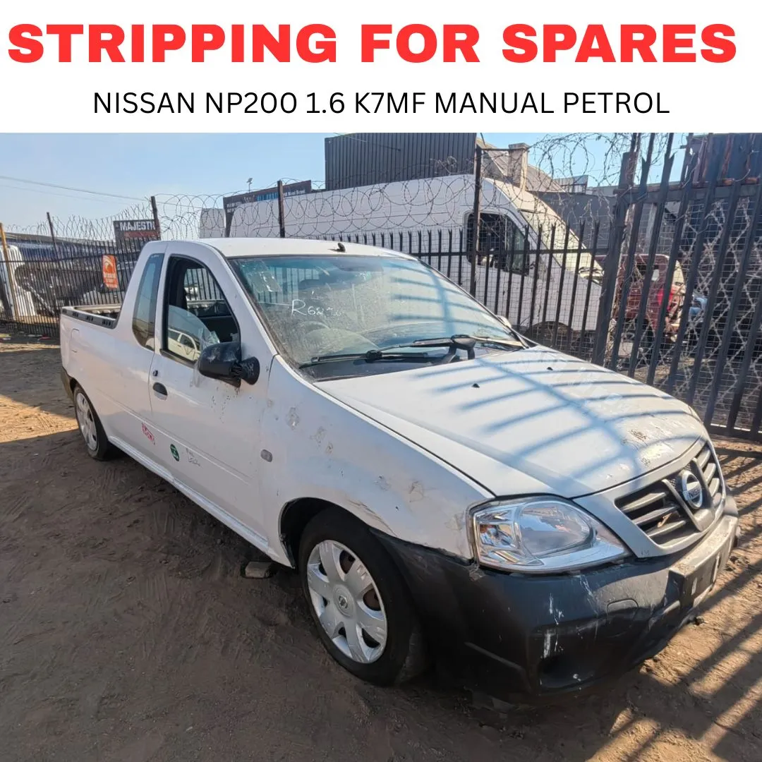 2015 Nissan NP200 K7MF view 2
