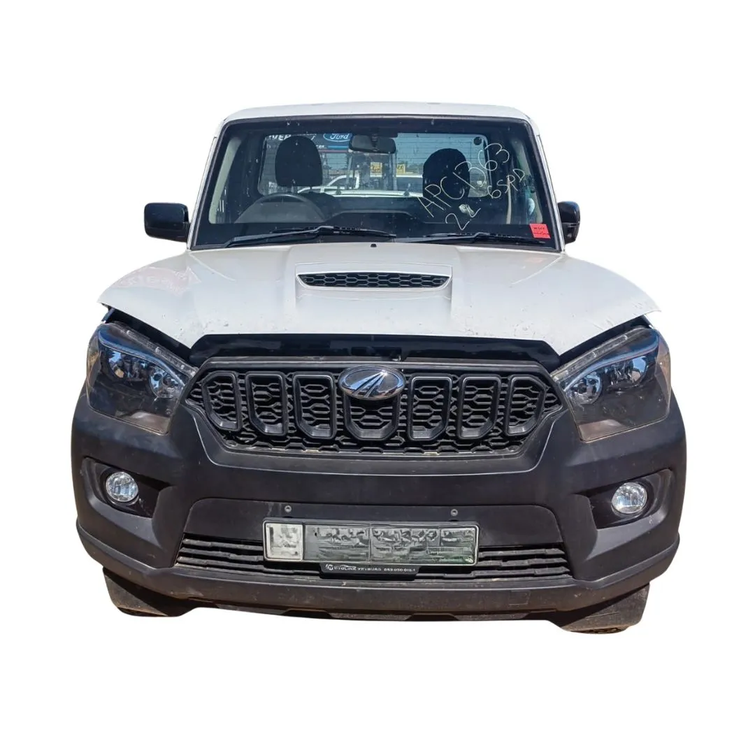 2023 Mahindra Pik Up VKP4 view 3