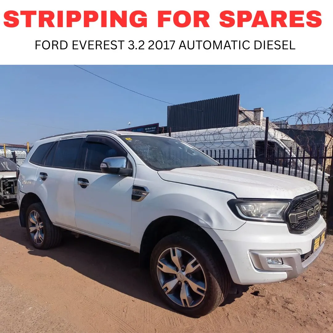 2017 Ford Everest 3.2 view 2